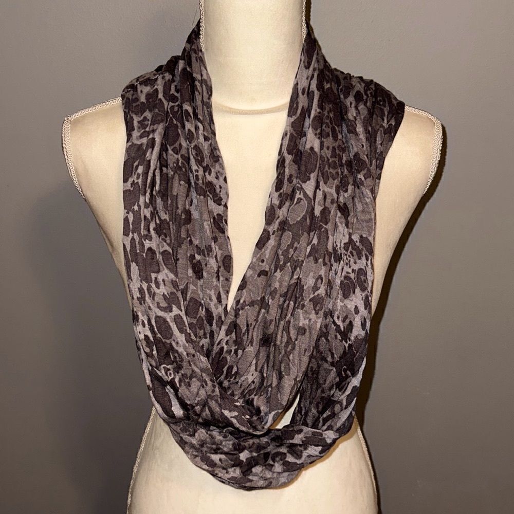 Ann Taylor’s LOFT Infinity Scarf!